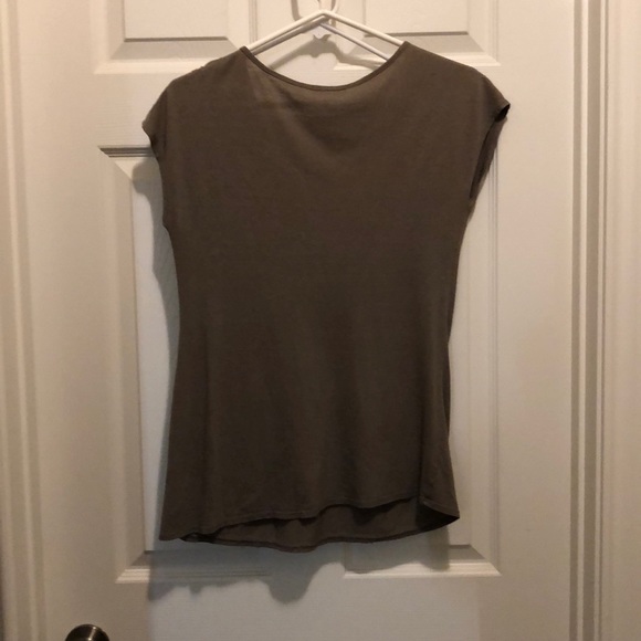 Gap low cut shirt - Picture 2 of 2